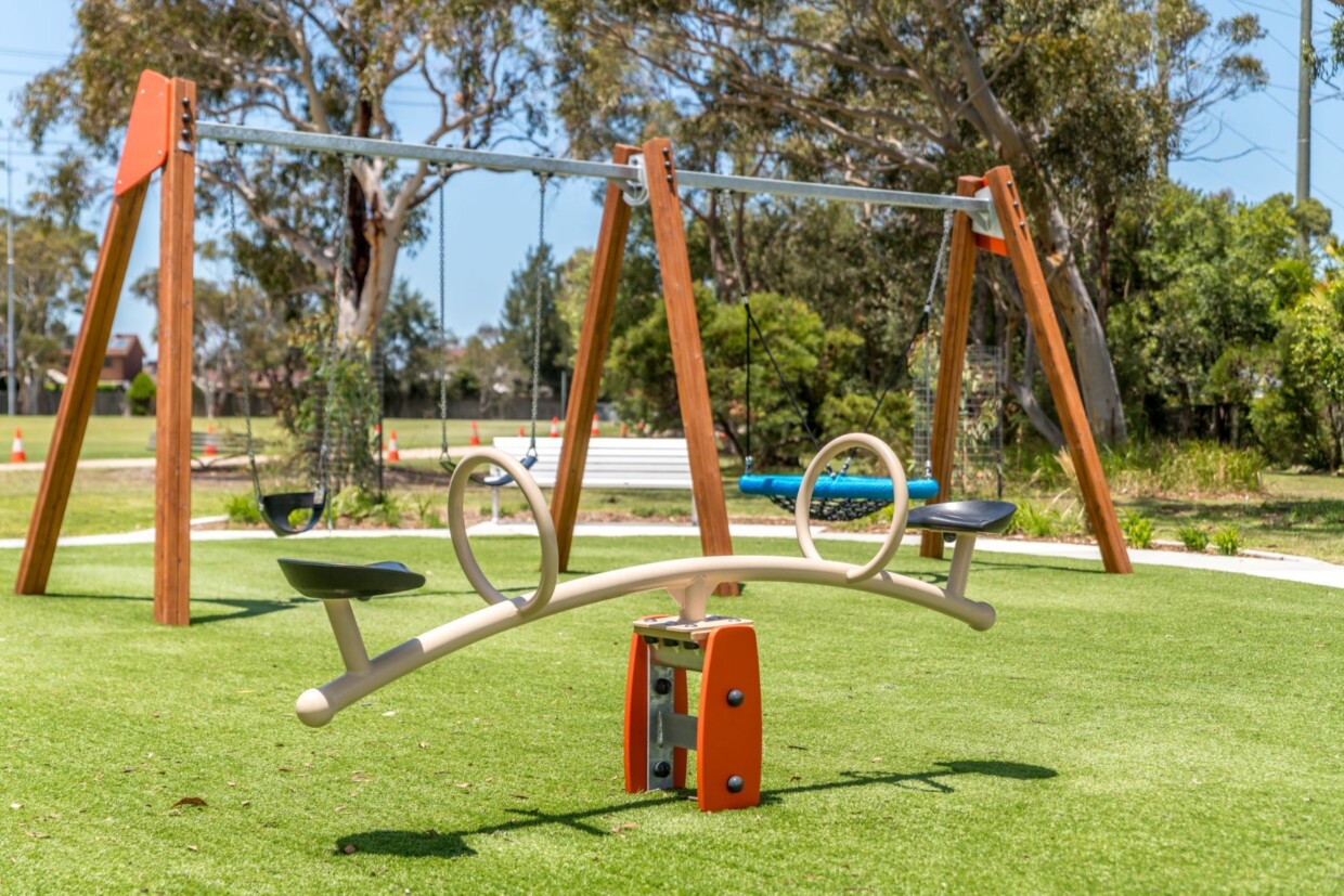 Casuarina oval public playground_swings